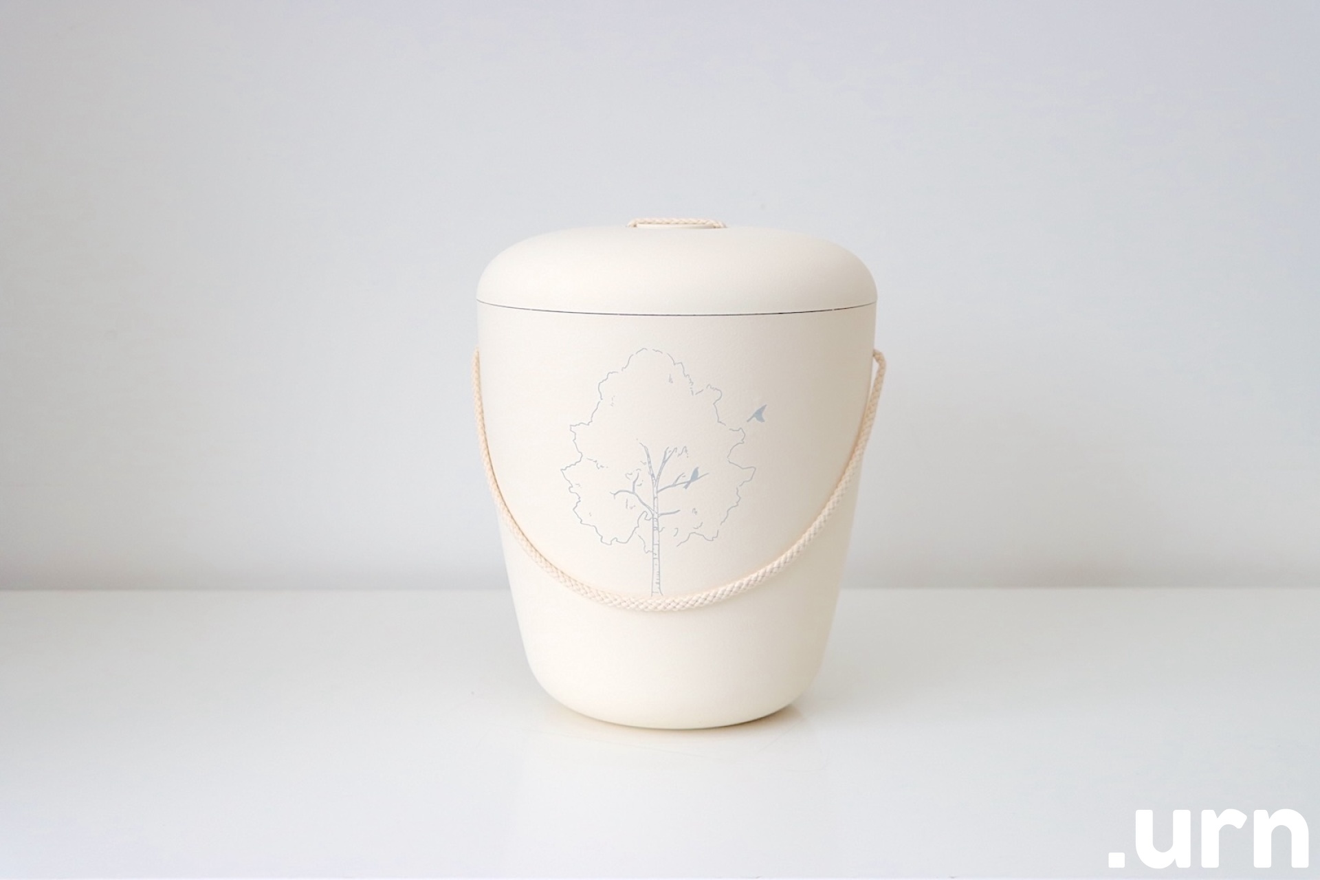 Biolagunev urn Puu ja Linnud 0140