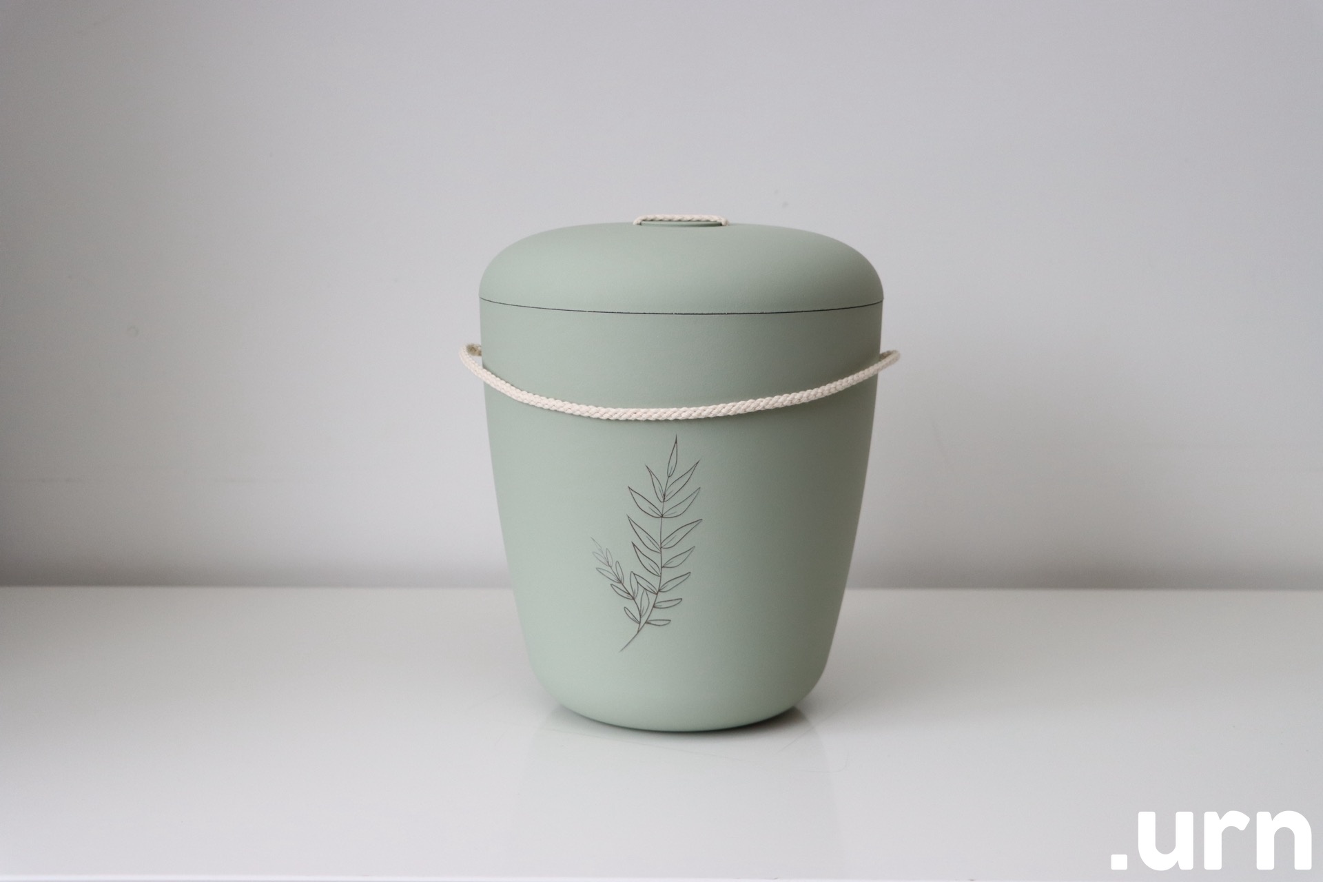 Biolagunev urn Oliiv 0142