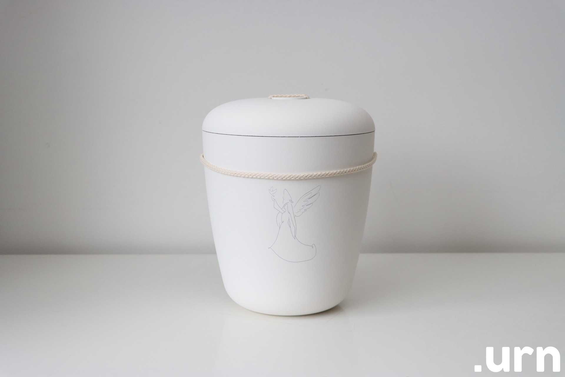 Biolagunev urn Ingel 0139