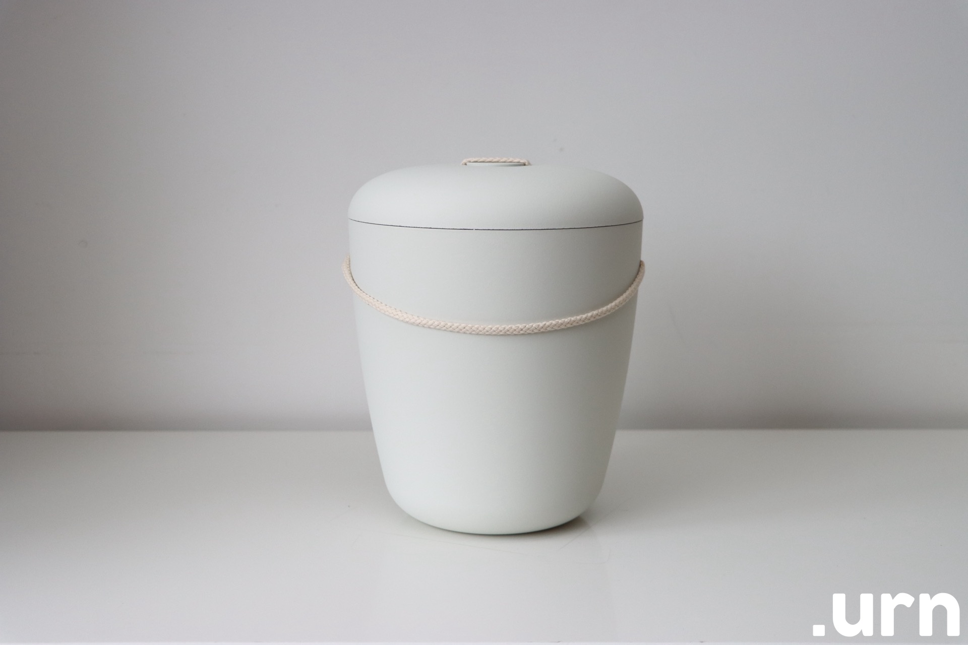 Biolagunev urn Leino 0137