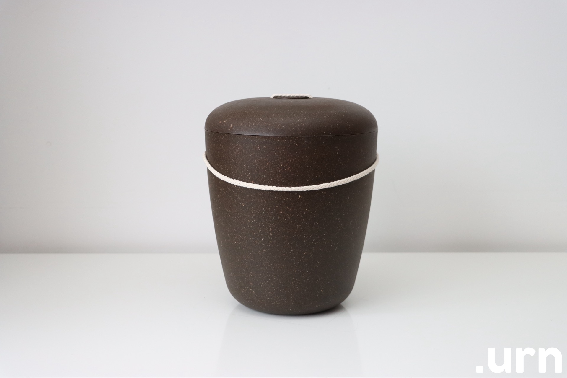 Biolagunev urn Korsi õlekiud 0150