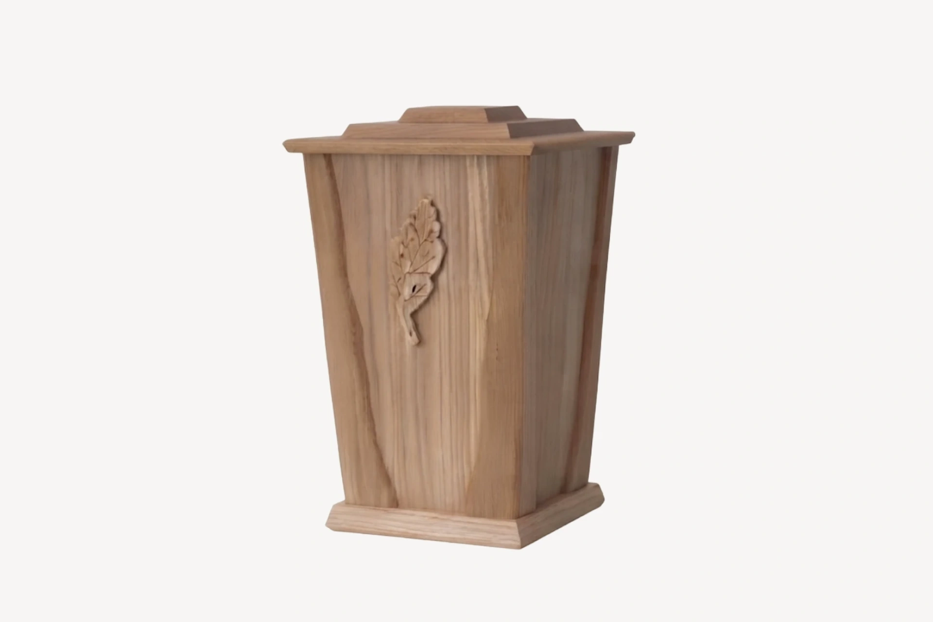Igaviku Leht Hele Tammepuidust Urn 0069