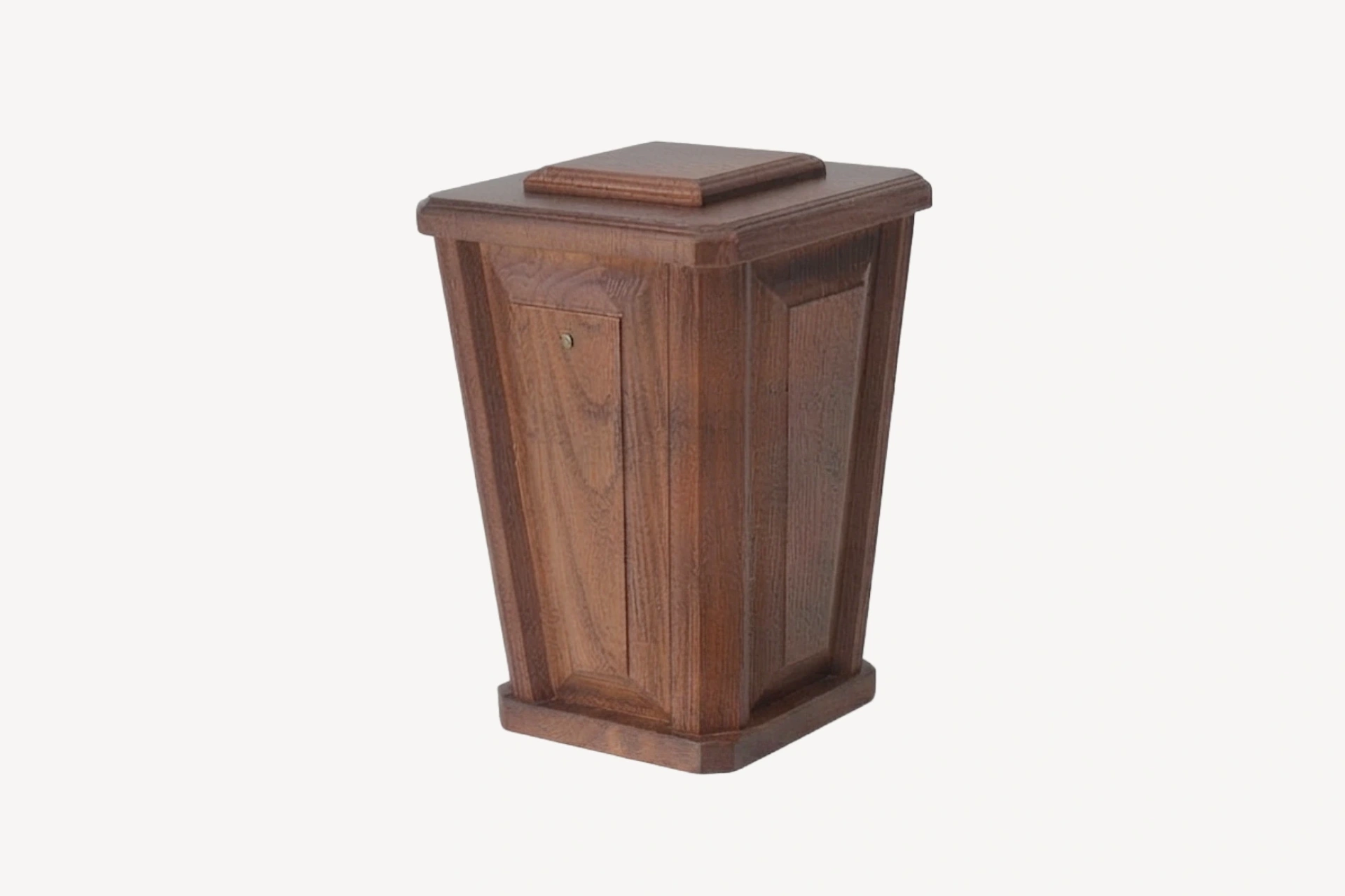Vaasikujuline Pruun Männipuidust Urn 0064