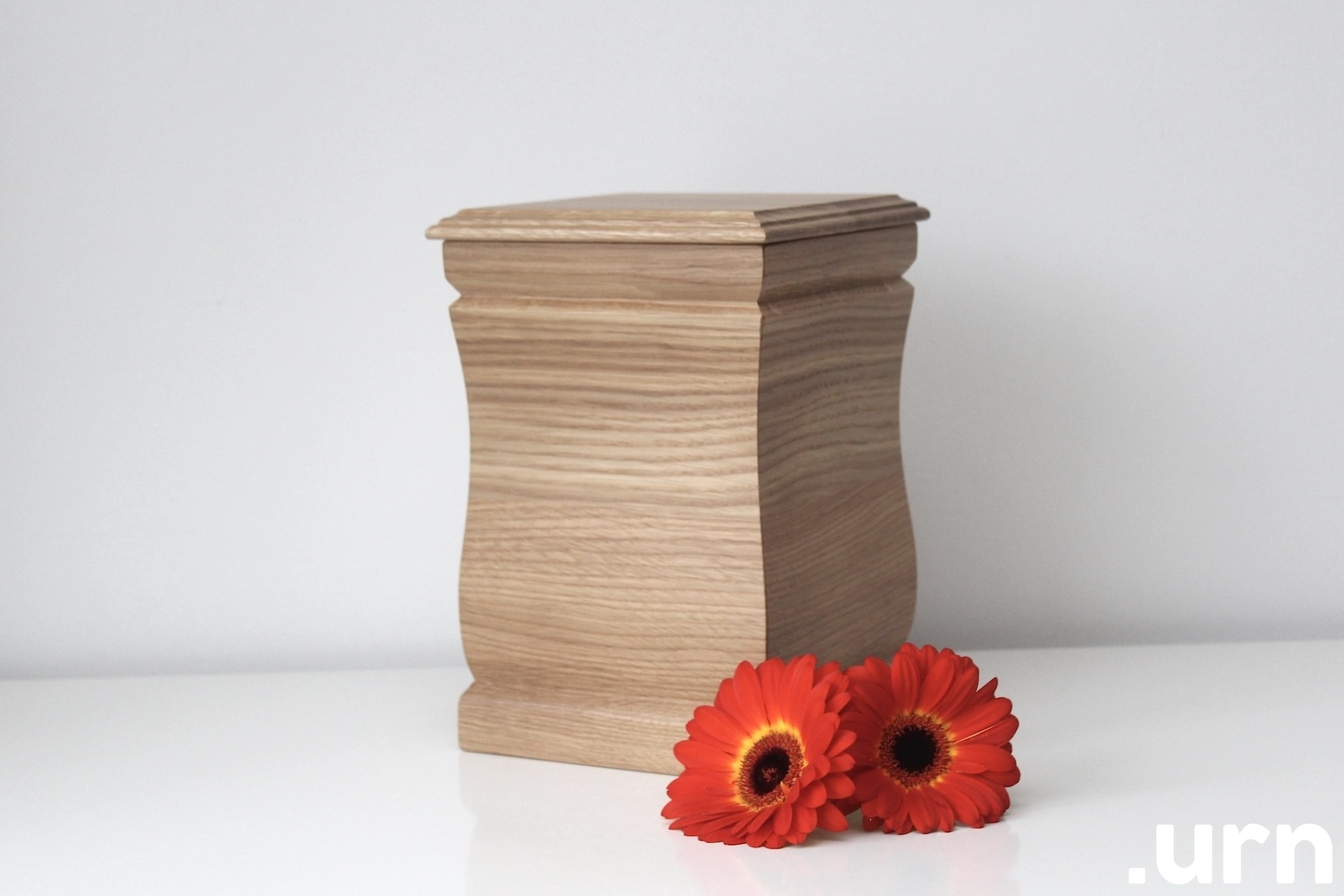 Tammpuidust Urn Hele 0055
