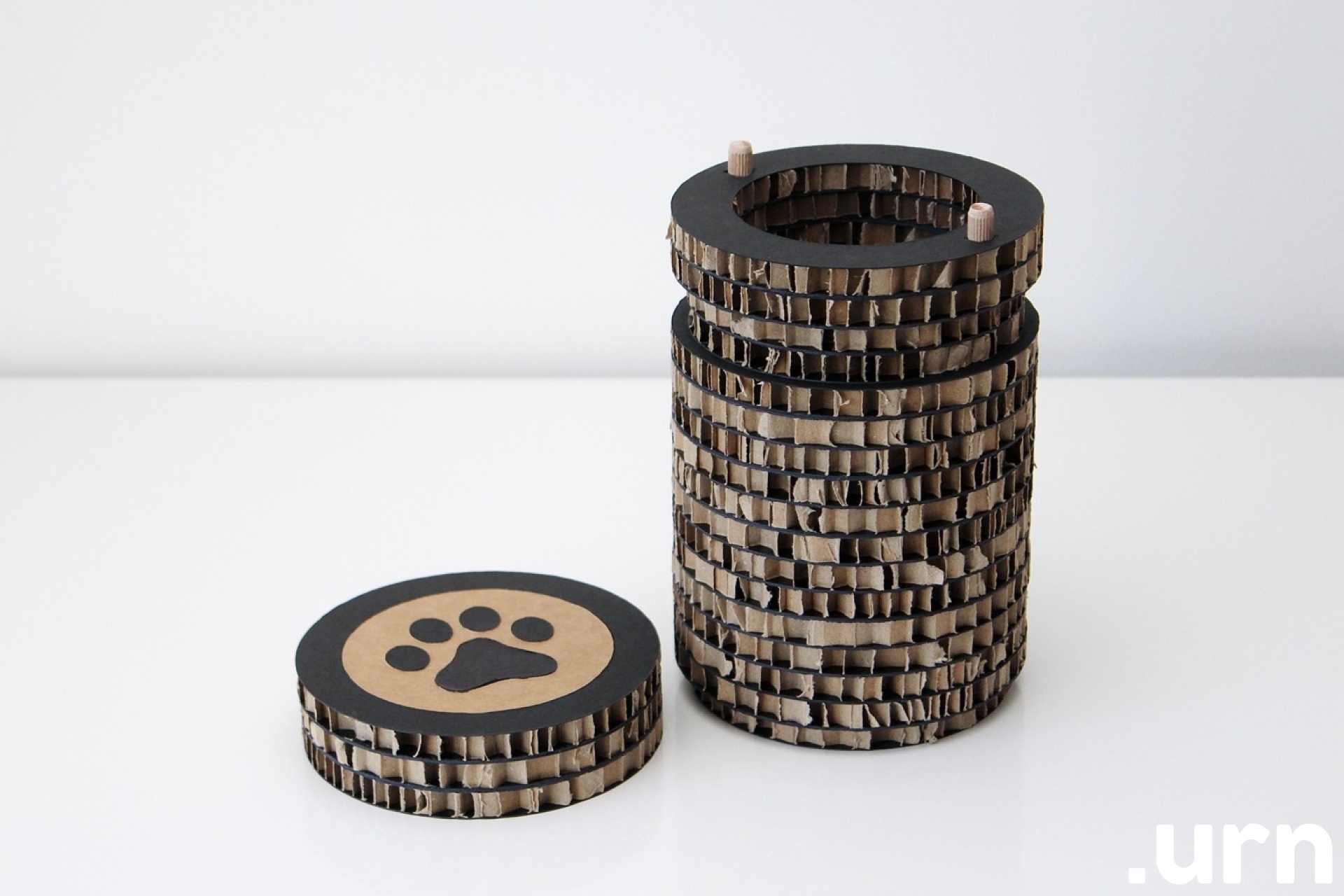 lemmiklooma urn ceres 2.JPG